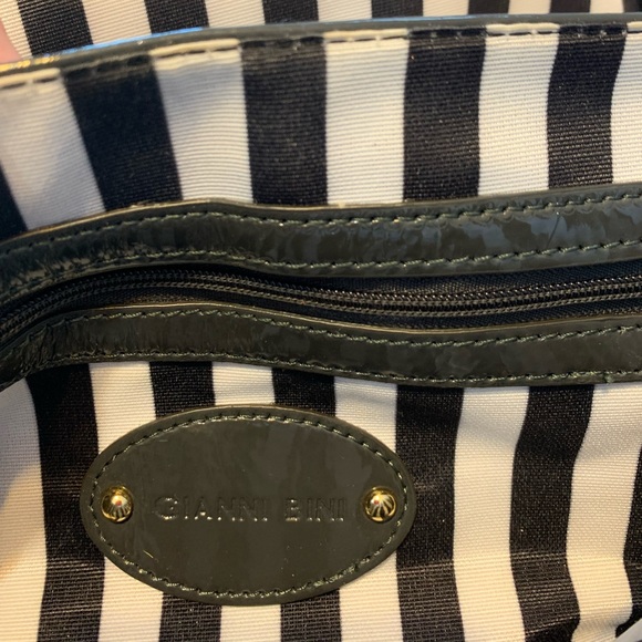 Gianni Bini Purse - Picture 5 of 5